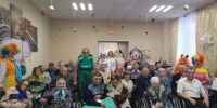 В Мензелинском доме-интернате прошел яркий новогодний праздник - Мензеля