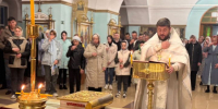 В светлую пасхальную ночь Никольский кафедральный собор наполнился молитвами и песнопениями - Мензеля