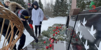 В Мензелинске прошло возложение цветов в честь Дня защитника Отечества - Мензелинский район
